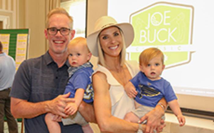 Joe Buck and family