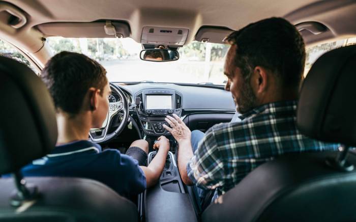 Driving Safety Tips for Teens & Their Parents