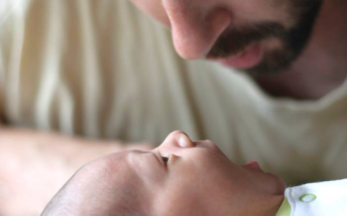 Baby Talk – How moms’ and dads’ voices make baby smarter