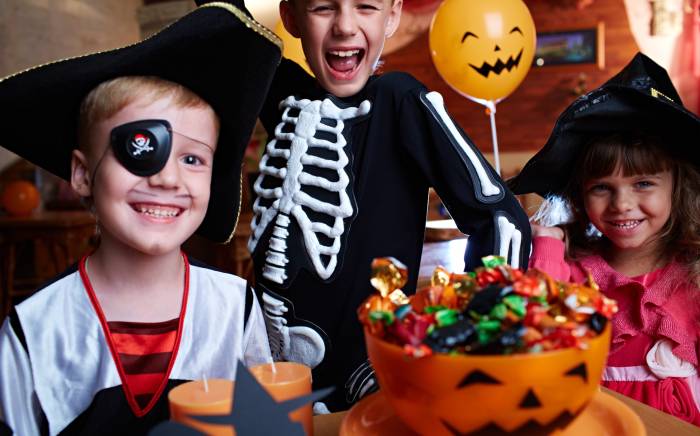 Parenting a child with food allergies through Halloween