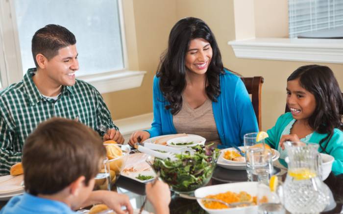 The Medical Benefits of Family Dinner: Five ways eating together keeps kids healthy